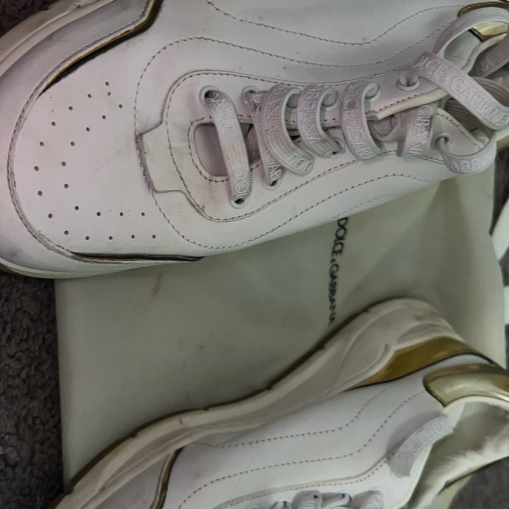 Selling these because they dont fit me anymore hit me 4 offer :)